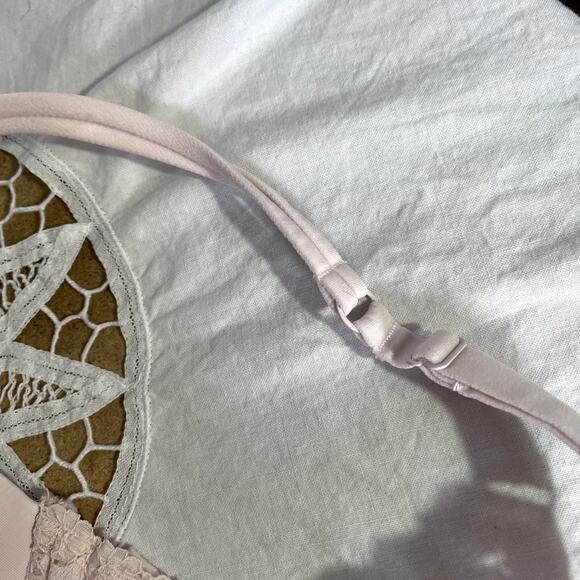 No Boundaries NOBO 36C pink Bra underwire, lace, padding - Picture 5 of 9